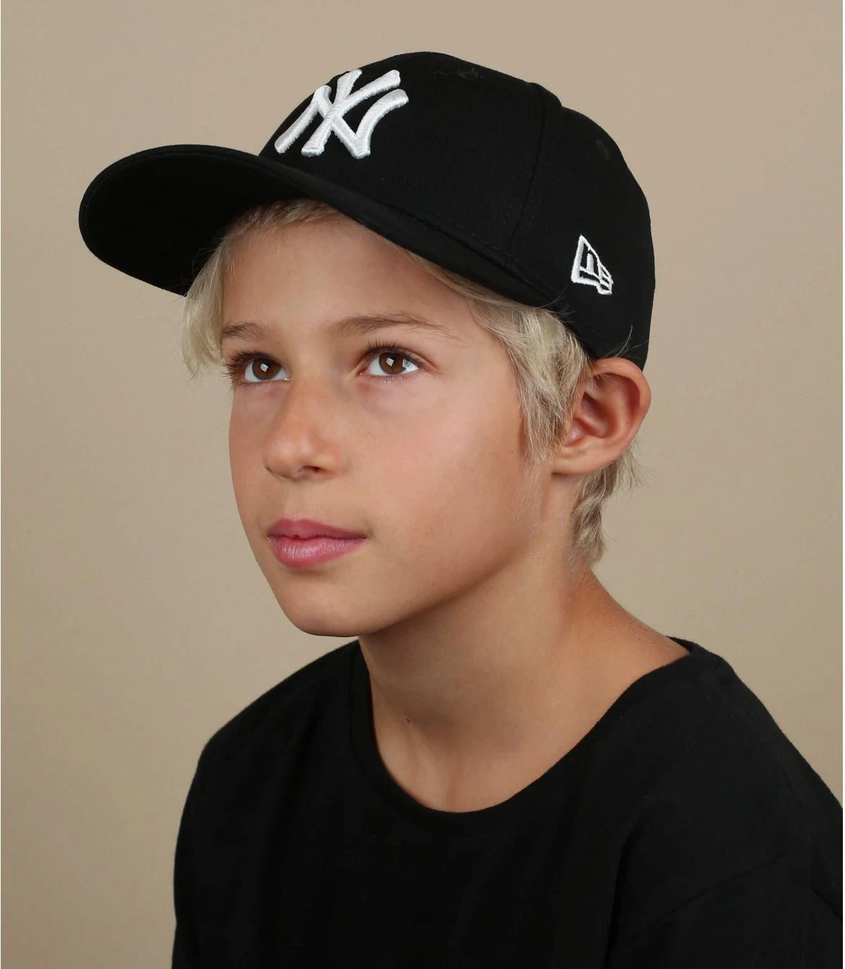 NEW ERA Casquette NY 9forty Noire Enfant 1 NEW ERA Casquette NY 9forty Noire Enfant