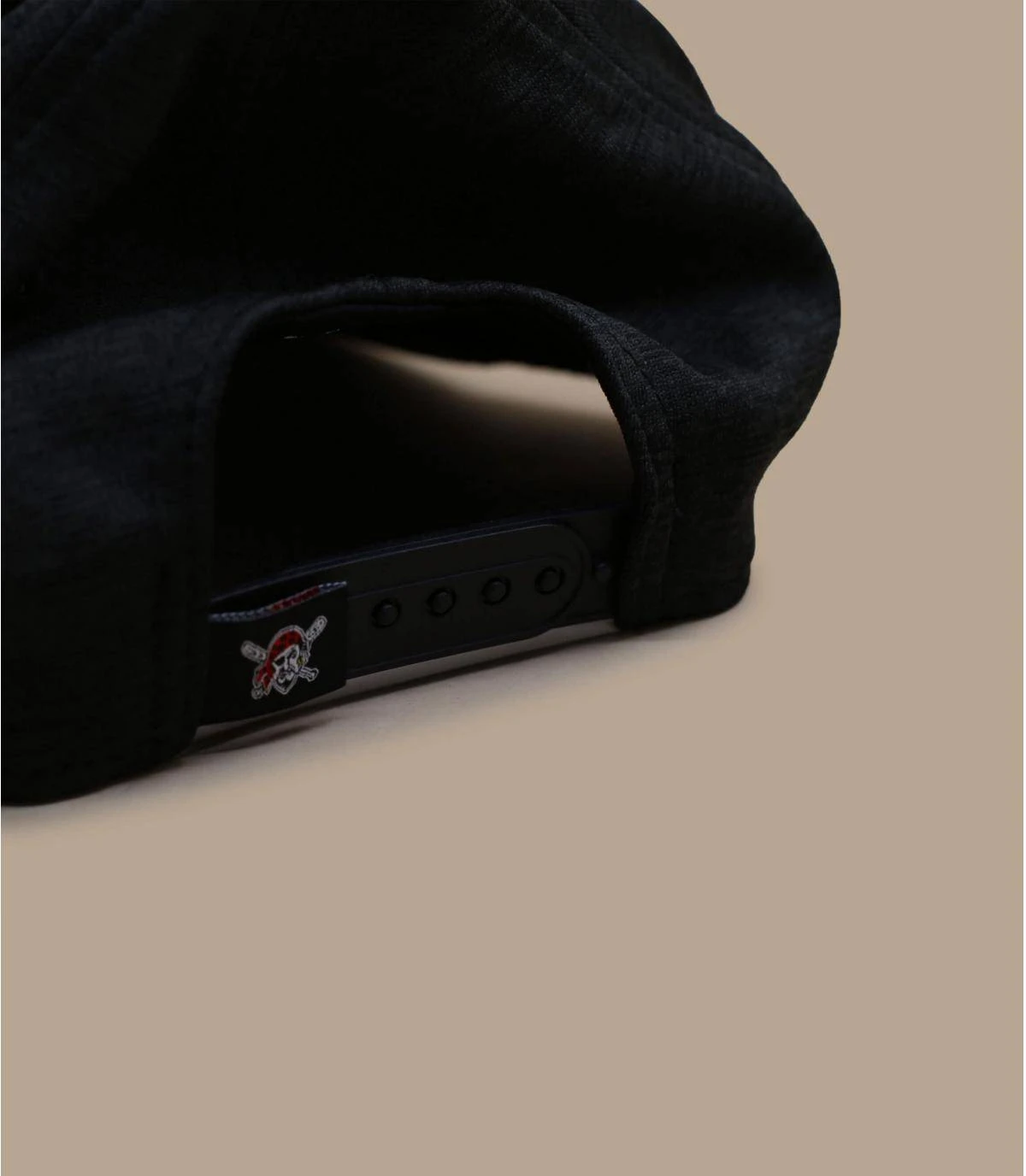 NEW ERA Casquette Shadow Tech Pop 950 Pirates 4 NEW ERA Casquette Shadow Tech Pop 950 Pirates – Image 4