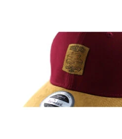 Curve Pillow Line Burgundy Brown -Le Coin du Chapeau curve pillow line burgundy browncap20curve20Pillow20Line20bordeaux