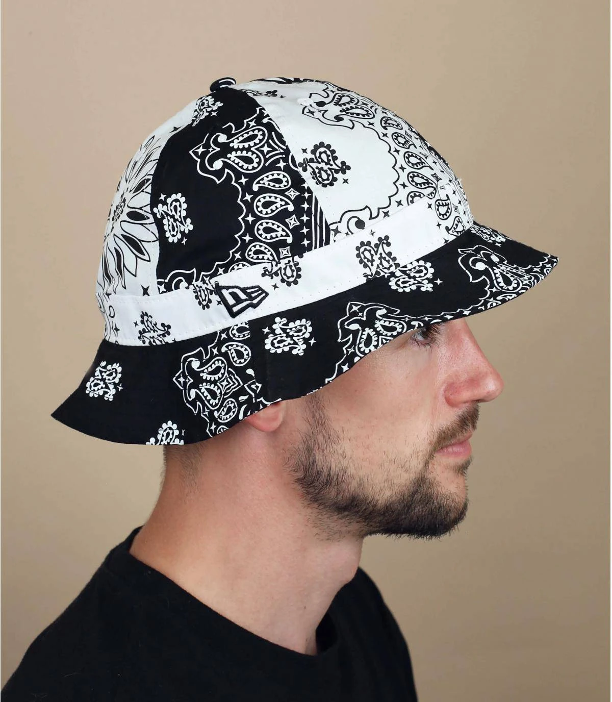 NEW ERA Explorer Bucket Paisley Black 1 NEW ERA Explorer Bucket Paisley Black