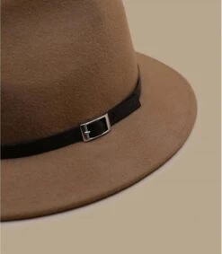 Mila Camel -Le Coin du Chapeau mila camel 2