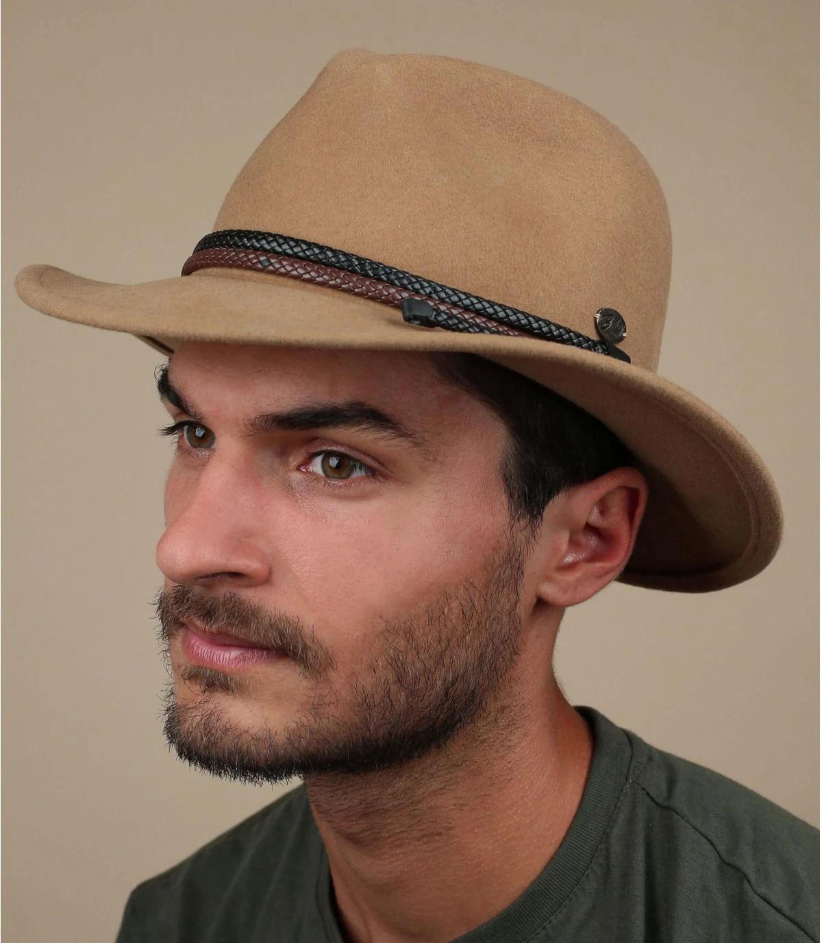 Bailey Nelles Camel 1 Bailey Nelles Camel