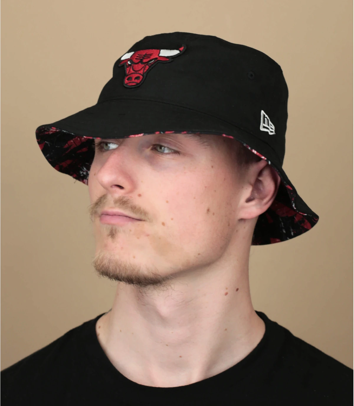 NEW ERA Print Infill Bucket Bulls 1 NEW ERA Print Infill Bucket Bulls