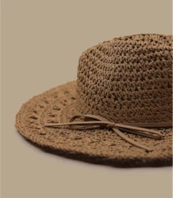 Renata Camel -Le Coin du Chapeau renata camel 3