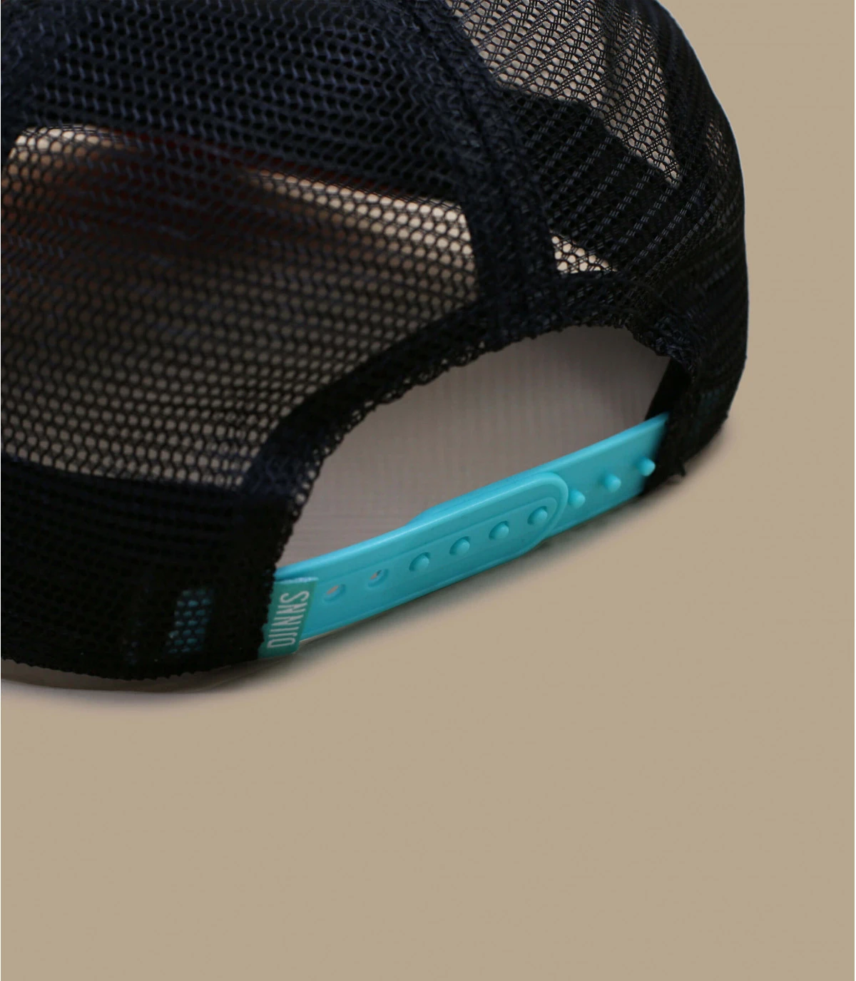 Trucker 1O1 Modern Classics Black 5 Trucker 1O1 Modern Classics Black – Image 5