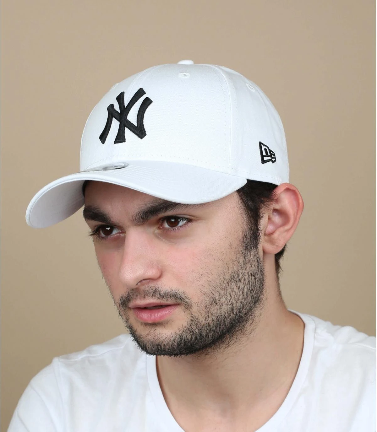 NEW ERA Casquette NY 9forty Blanche Ajustable 1 NEW ERA Casquette NY 9forty Blanche Ajustable
