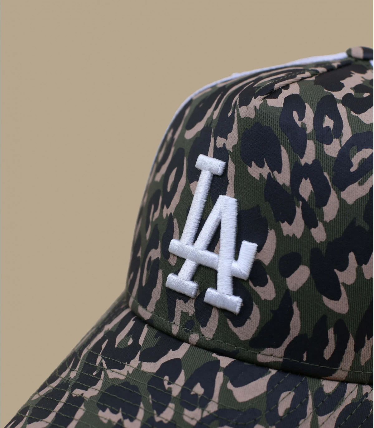 NEW ERA Trucker Seasonal Camo LA Olive 3 NEW ERA Trucker Seasonal Camo LA Olive – Image 3