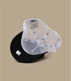 NEW ERA Trucker Seasonal Infill Bulls Black -Le Coin du Chapeau trucker seasonal infill bulls black 5