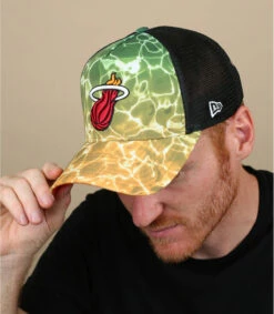 NEW ERA Trucker Summer City Miami Heat